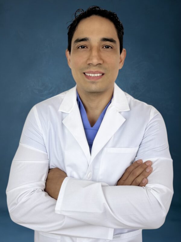 Cita con Dr. Diego Cartagena
